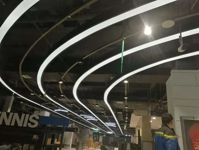 软膜线条灯(图1)